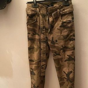 camo highwaist pants/jeans